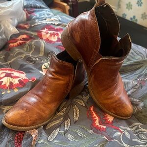 Lucky Brand Brown Wilder Ankle Boots